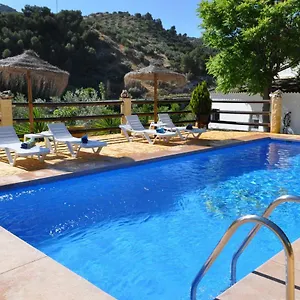Сasa de vacaciones Cortijo Rural Nogueras, Cortijada Los Chorreros